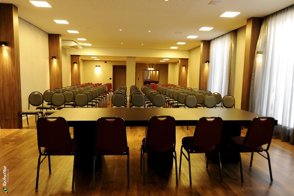 Regente Hotel Unai Ngoại thất bức ảnh